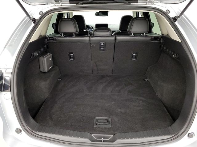 Photo of 2023 Silver Mazda CX-5