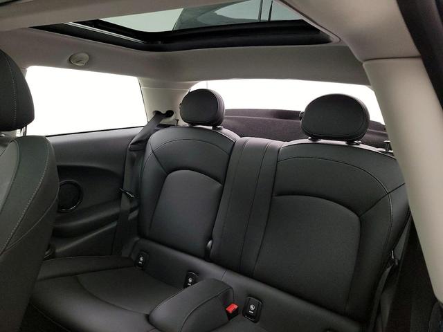 Photo of 2023 Black MINI Hardtop