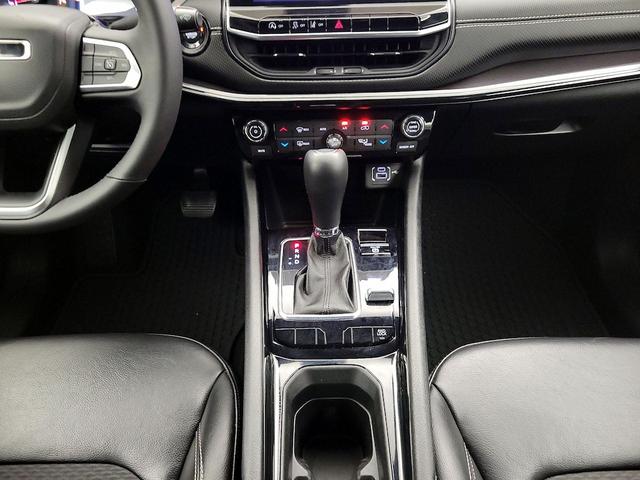 Photo of 2023 Black Jeep Compass
