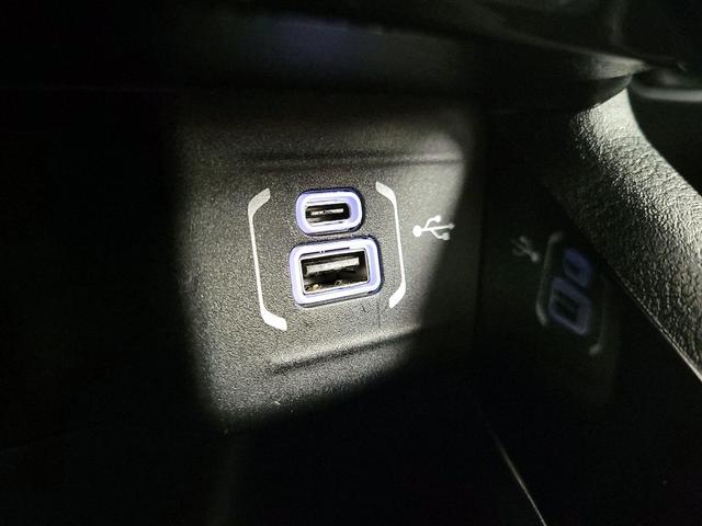 Photo of 2023 Black Jeep Compass