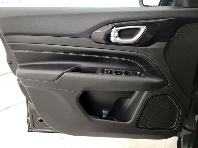 Photo of 2023 Black Jeep Compass