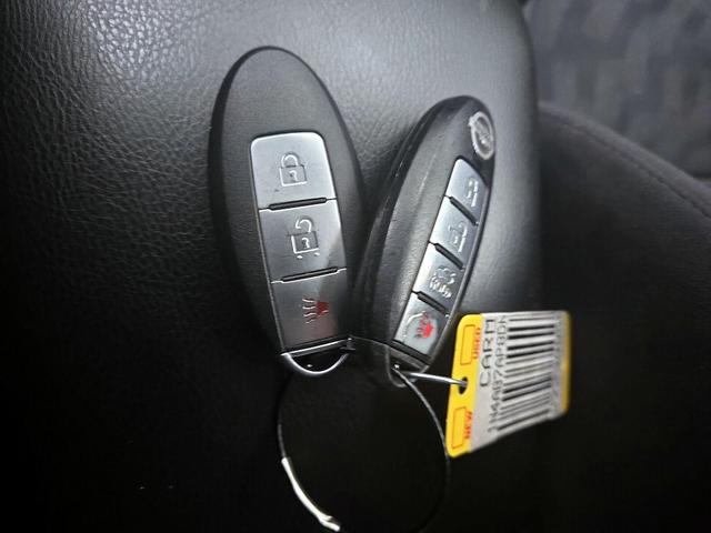 Photo of 2013 Black Nissan Sentra