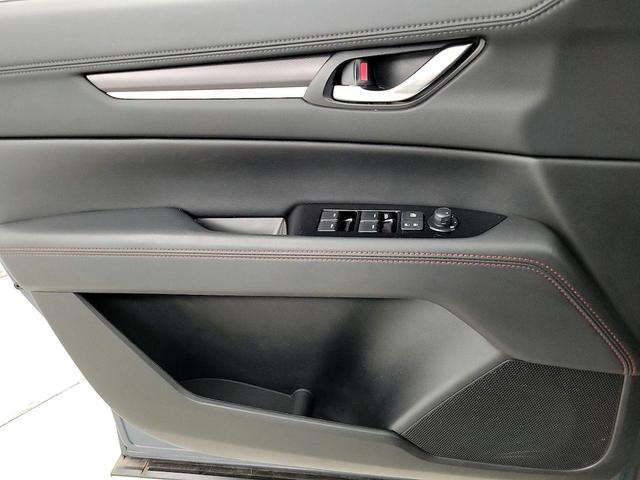 Photo of 2022 Gray Mazda CX-5