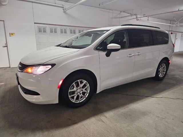 2020 Chrysler Voyager