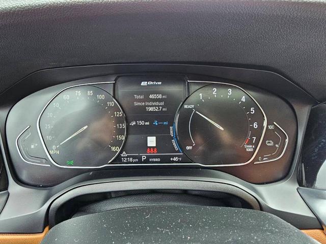 Photo of 2022 Black BMW 330e
