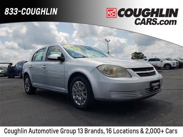 Photo of 2010 Silver Ice Metallic Chevrolet Cobalt