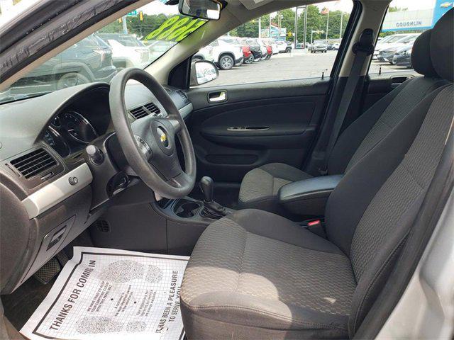 Photo of 2010 Silver Ice Metallic Chevrolet Cobalt