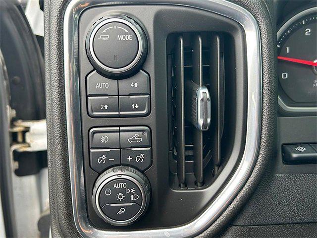 Photo of 2022 Pearl Chevrolet Silverado 2500