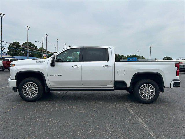 Photo of 2022 Pearl Chevrolet Silverado 2500