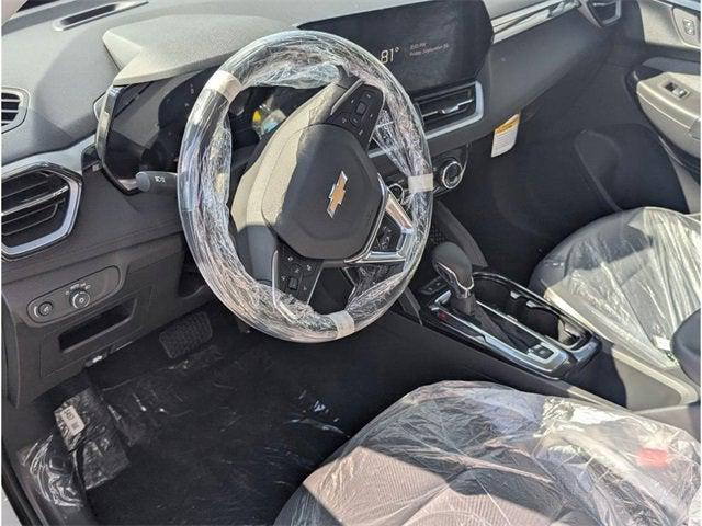 Photo of 2026 Summit White Chevrolet Trailblazer