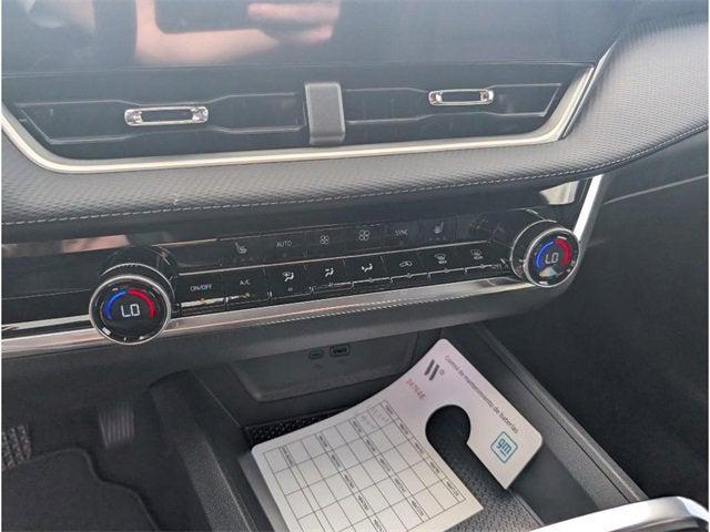 Photo of 2026 Mosaic Black Metallic Chevrolet Equinox