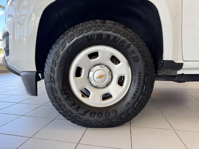 Photo of 2018 Summit White Chevrolet Colorado