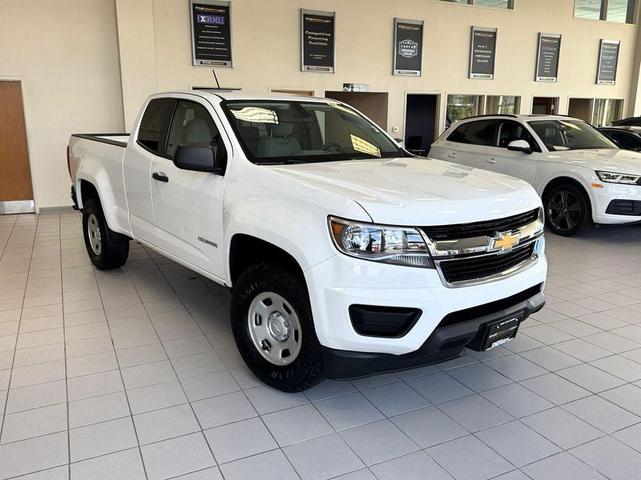 Photo of 2018 Summit White Chevrolet Colorado