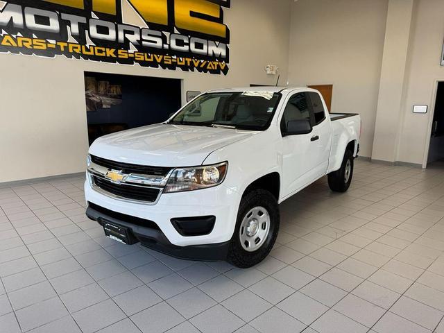 Photo of 2018 Summit White Chevrolet Colorado