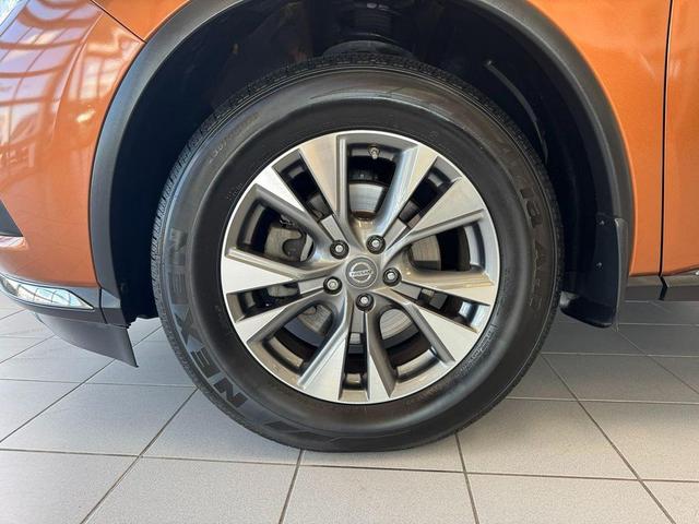 Photo of 2017 Pacific Sunset Metallic Nissan Murano