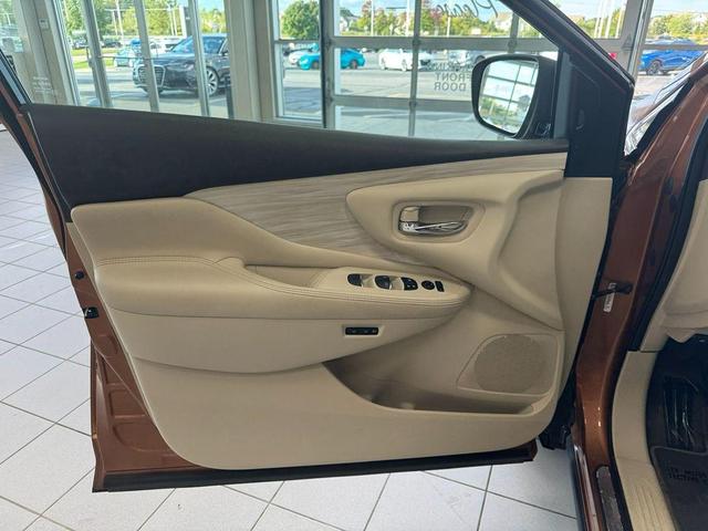 Photo of 2017 Pacific Sunset Metallic Nissan Murano