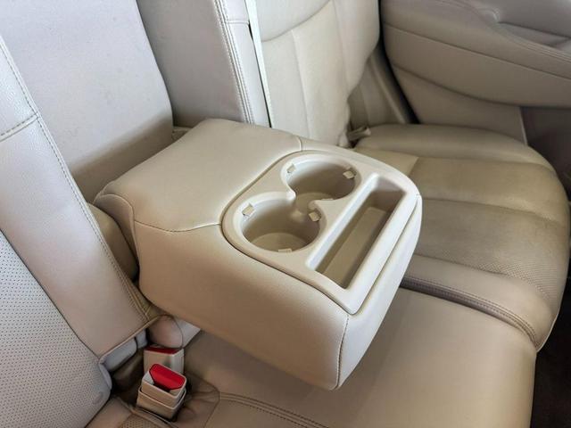 Photo of 2017 Pacific Sunset Metallic Nissan Murano