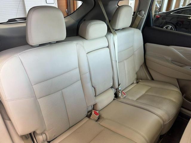 Photo of 2017 Pacific Sunset Metallic Nissan Murano