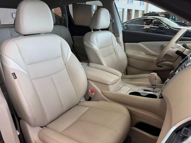 Photo of 2017 Pacific Sunset Metallic Nissan Murano