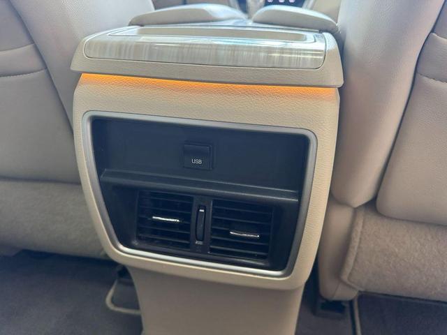 Photo of 2017 Pacific Sunset Metallic Nissan Murano