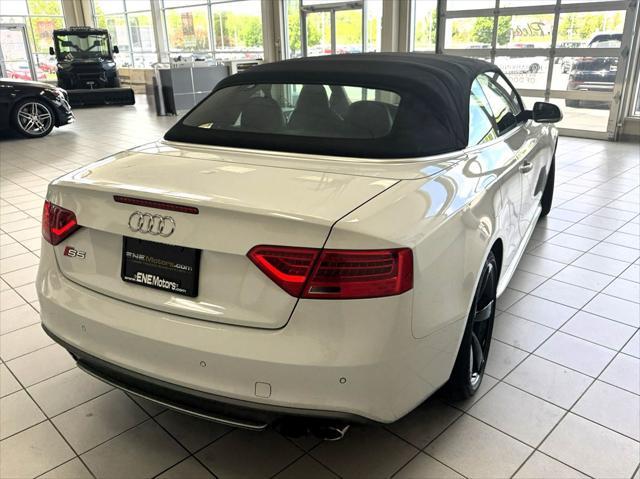 Photo of 2014 Ibis White/Black Roof Audi S5