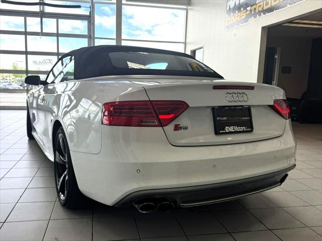 Photo of 2014 Ibis White/Black Roof Audi S5