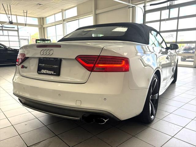 Photo of 2014 Ibis White/Black Roof Audi S5
