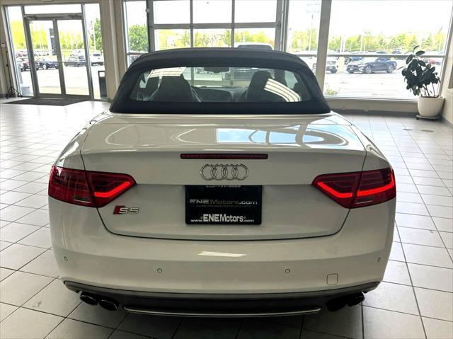 Photo of 2014 Ibis White/Black Roof Audi S5