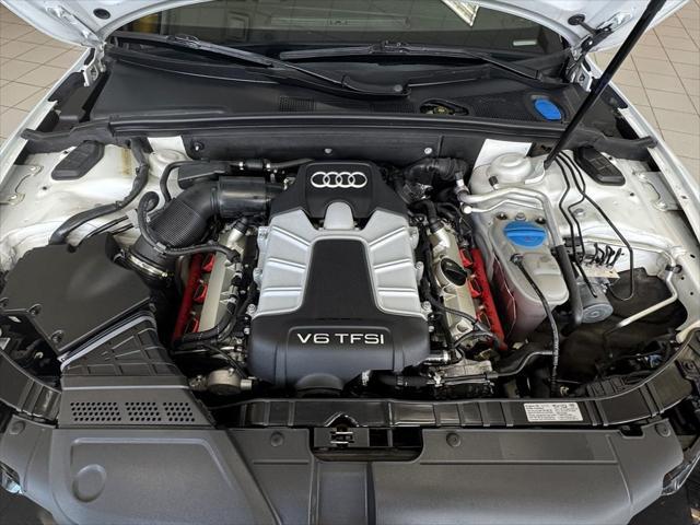 Photo of 2014 Ibis White/Black Roof Audi S5