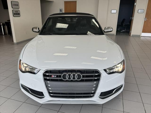 Photo of 2014 Ibis White/Black Roof Audi S5