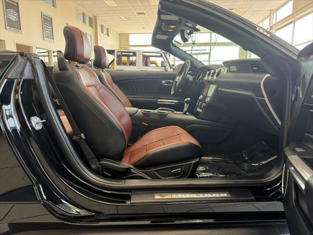 Photo of 2017 Shadow Black Ford Mustang