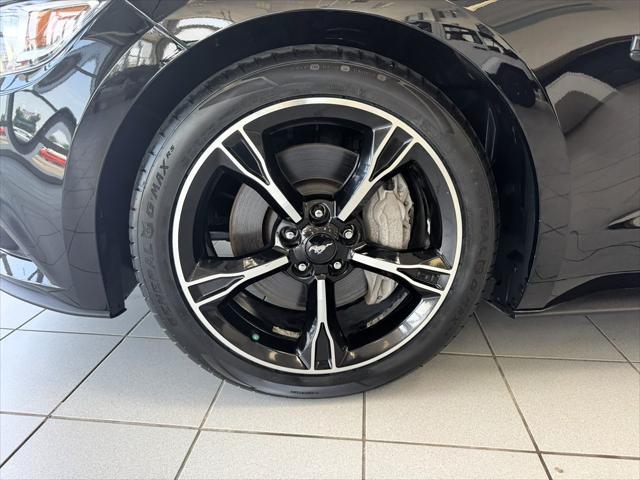 Photo of 2017 Shadow Black Ford Mustang