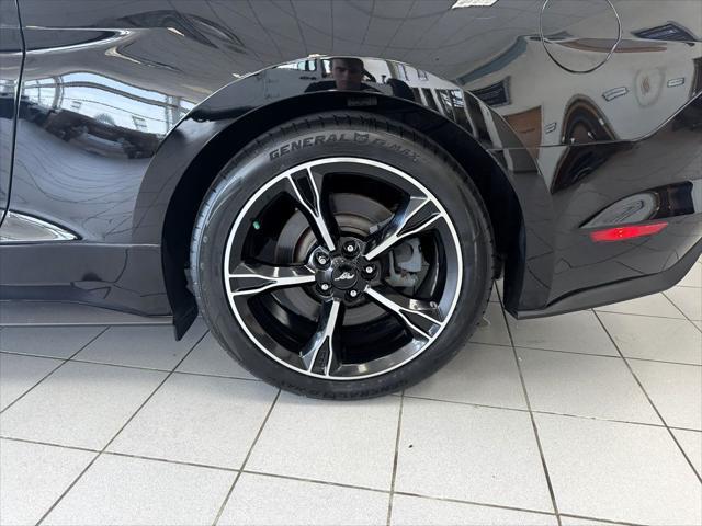 Photo of 2017 Shadow Black Ford Mustang