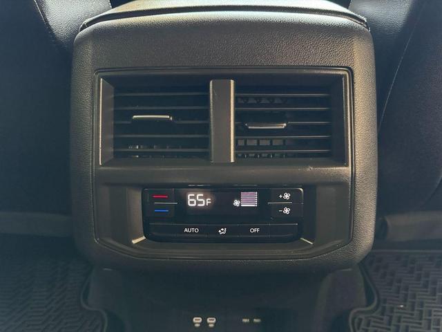 Photo of 2022 Deep Black Pearl Volkswagen Atlas