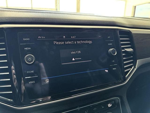 Photo of 2022 Deep Black Pearl Volkswagen Atlas