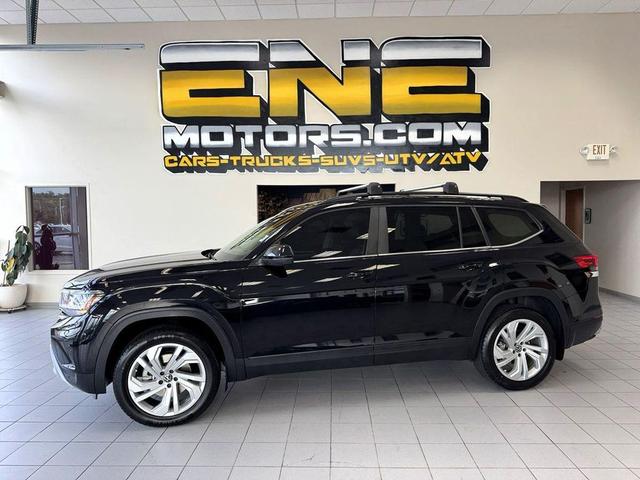 Photo of 2022 Deep Black Pearl Volkswagen Atlas
