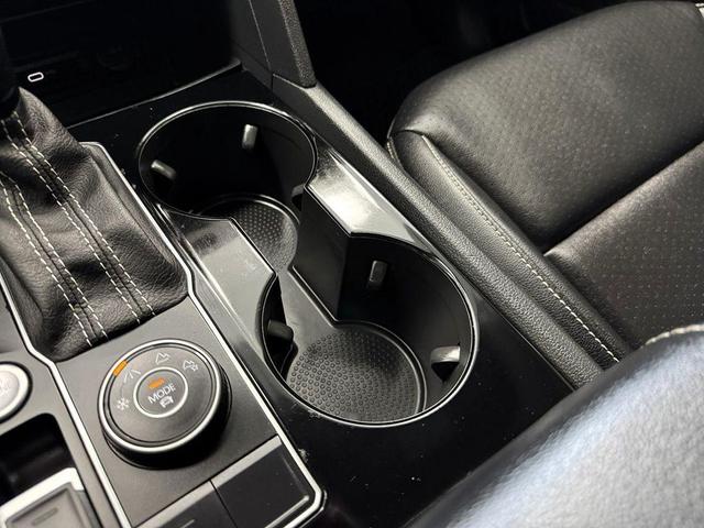 Photo of 2022 Deep Black Pearl Volkswagen Atlas