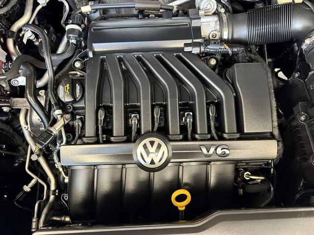 Photo of 2022 Deep Black Pearl Volkswagen Atlas