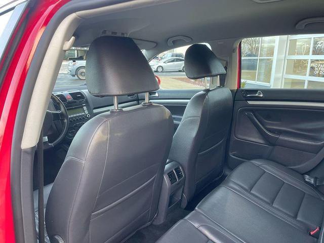 Photo of 2009 Salsa Red Volkswagen Jetta