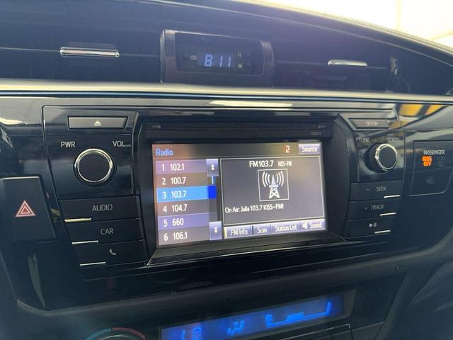 Photo of 2016 Blue Crush Metallic Toyota Corolla