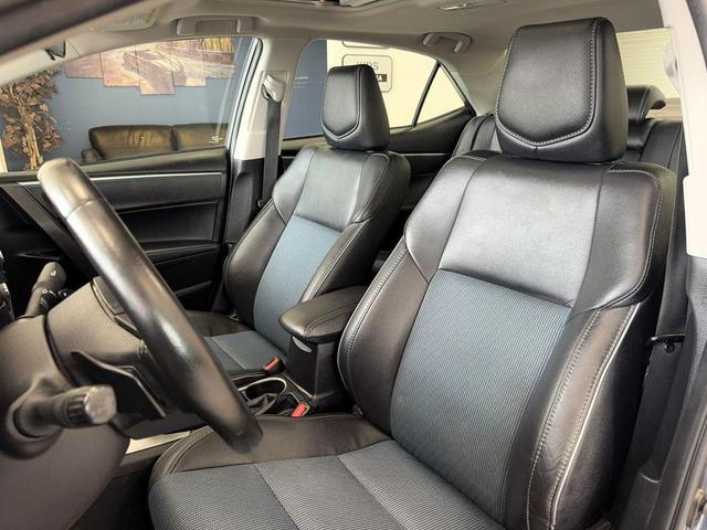 Photo of 2016 Blue Crush Metallic Toyota Corolla