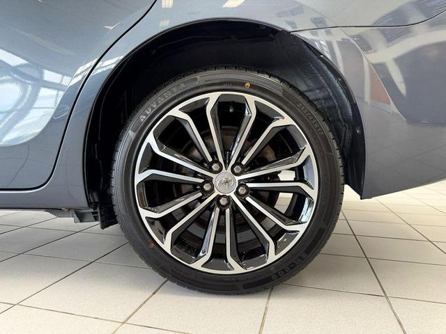 Photo of 2016 Blue Crush Metallic Toyota Corolla