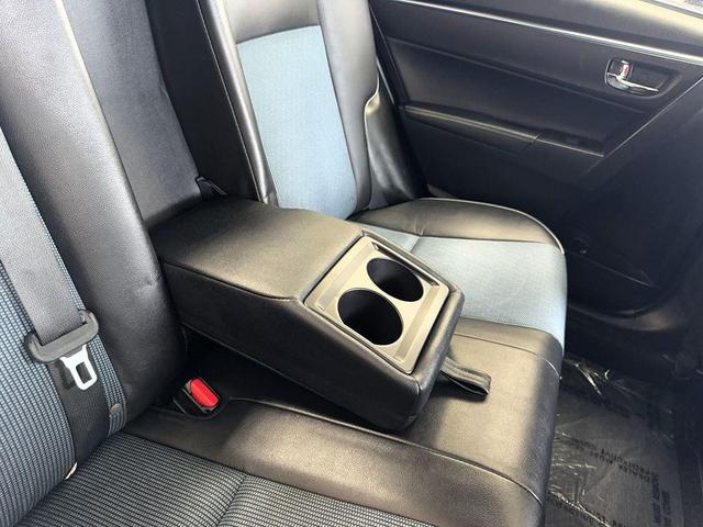 Photo of 2016 Blue Crush Metallic Toyota Corolla