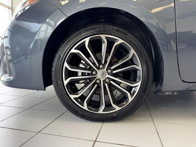 Photo of 2016 Blue Crush Metallic Toyota Corolla