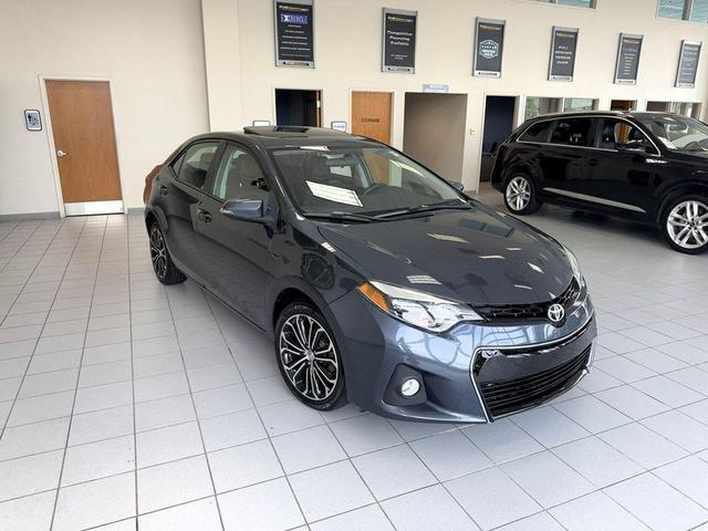 Photo of 2016 Blue Crush Metallic Toyota Corolla