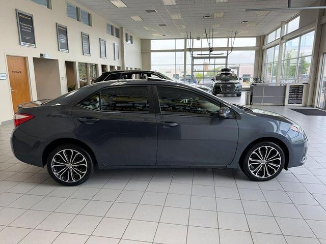 Photo of 2016 Blue Crush Metallic Toyota Corolla