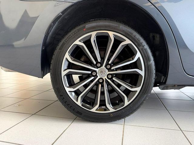 Photo of 2016 Blue Crush Metallic Toyota Corolla