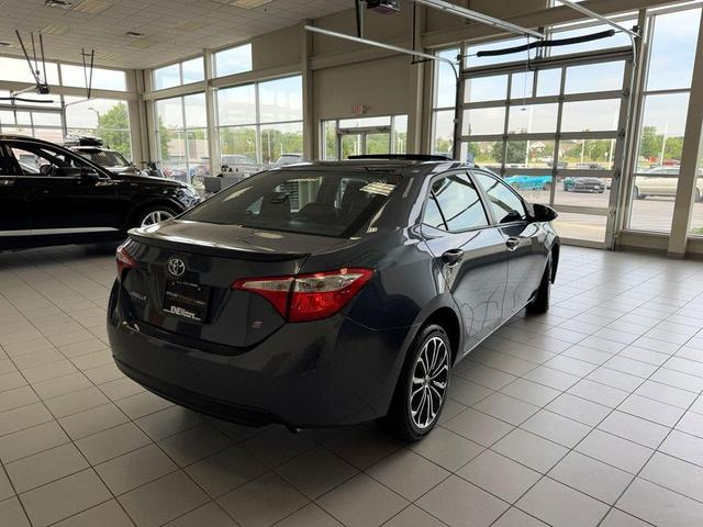 Photo of 2016 Blue Crush Metallic Toyota Corolla