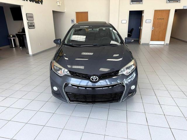 Photo of 2016 Blue Crush Metallic Toyota Corolla