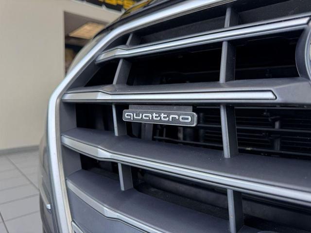 Photo of 2018 Navarra Blue Metallic Audi Q5